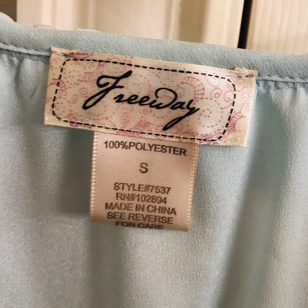 Freeway Mint Ruffle Tunic, Size Small - Picture 4 of 4